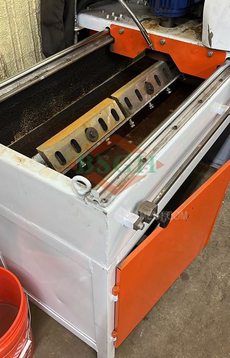 dual shaft shredder machine